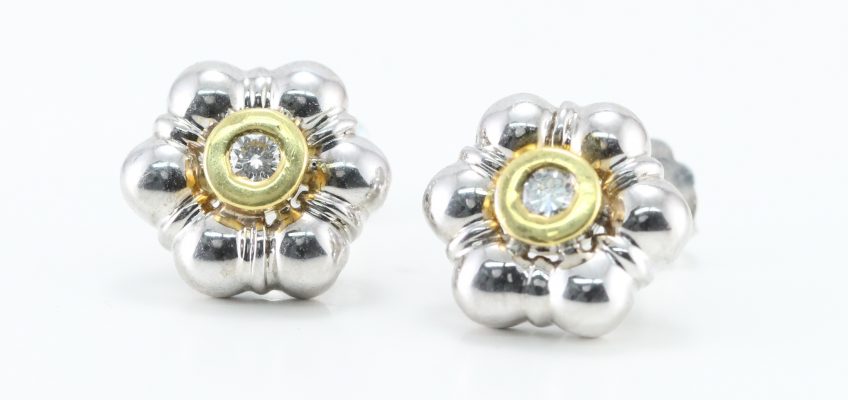 Petal Floral Design diamond Stud Earrings